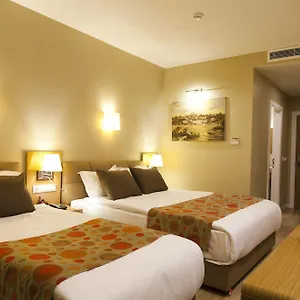 Otel Grand Plaza, İstanbul